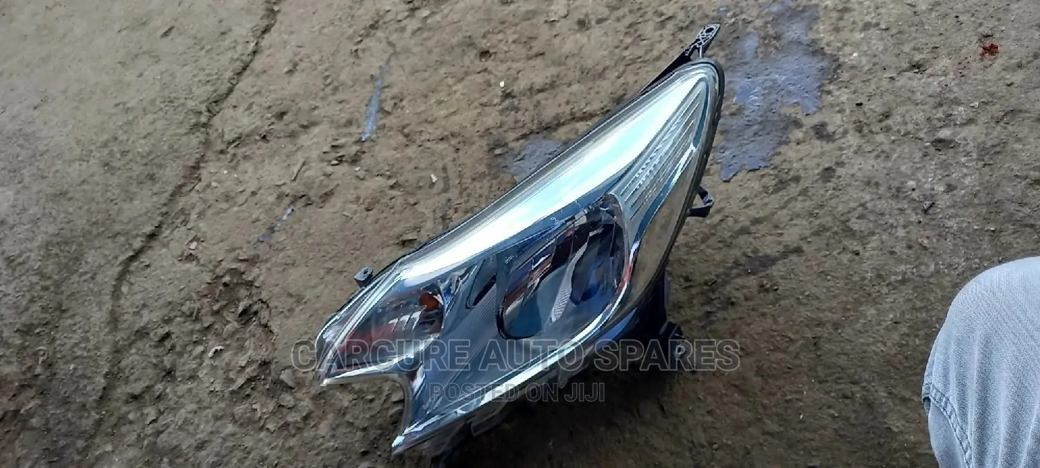 Nissan Note 2012 2014 Headlights