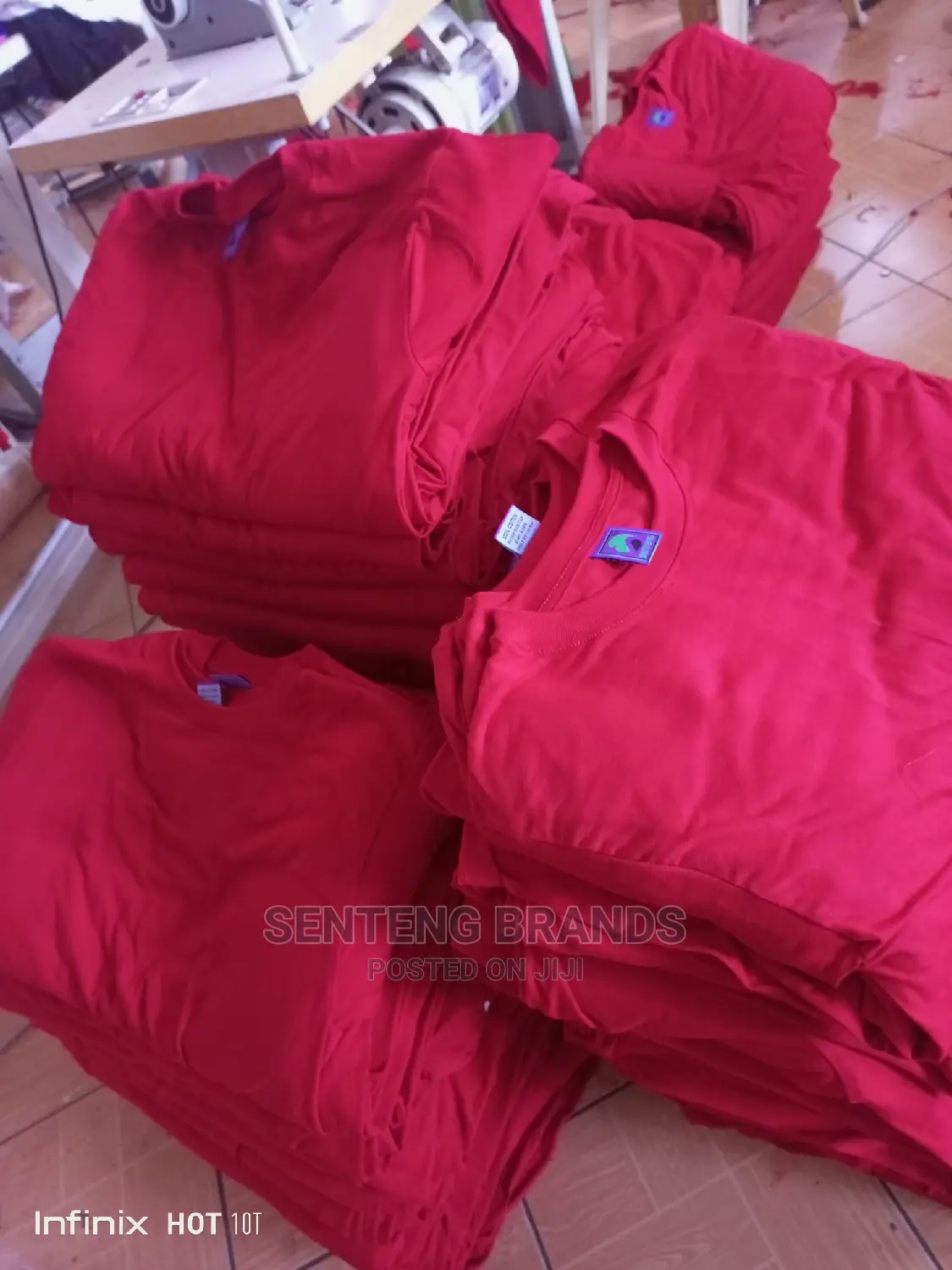 100% Cotton Red T-Shirts