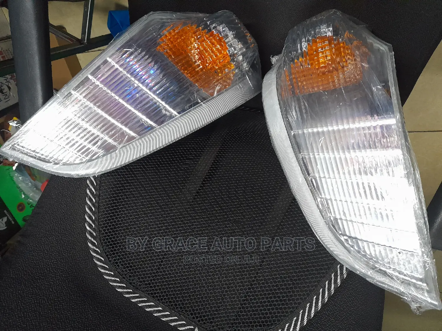 Bumper/Signal Lamp Canter 4D35 2005 Mitsubishi