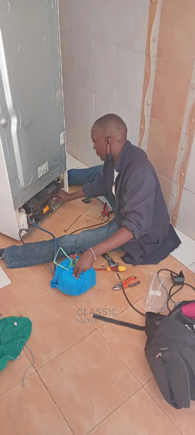 Refrigerator Technician