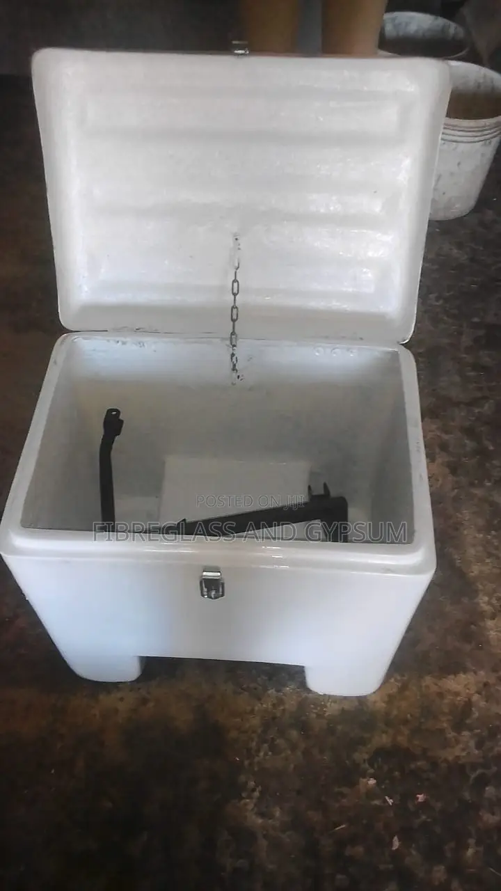 We Make and Repair Fibreglass Carrier Boxes for Motorbikes