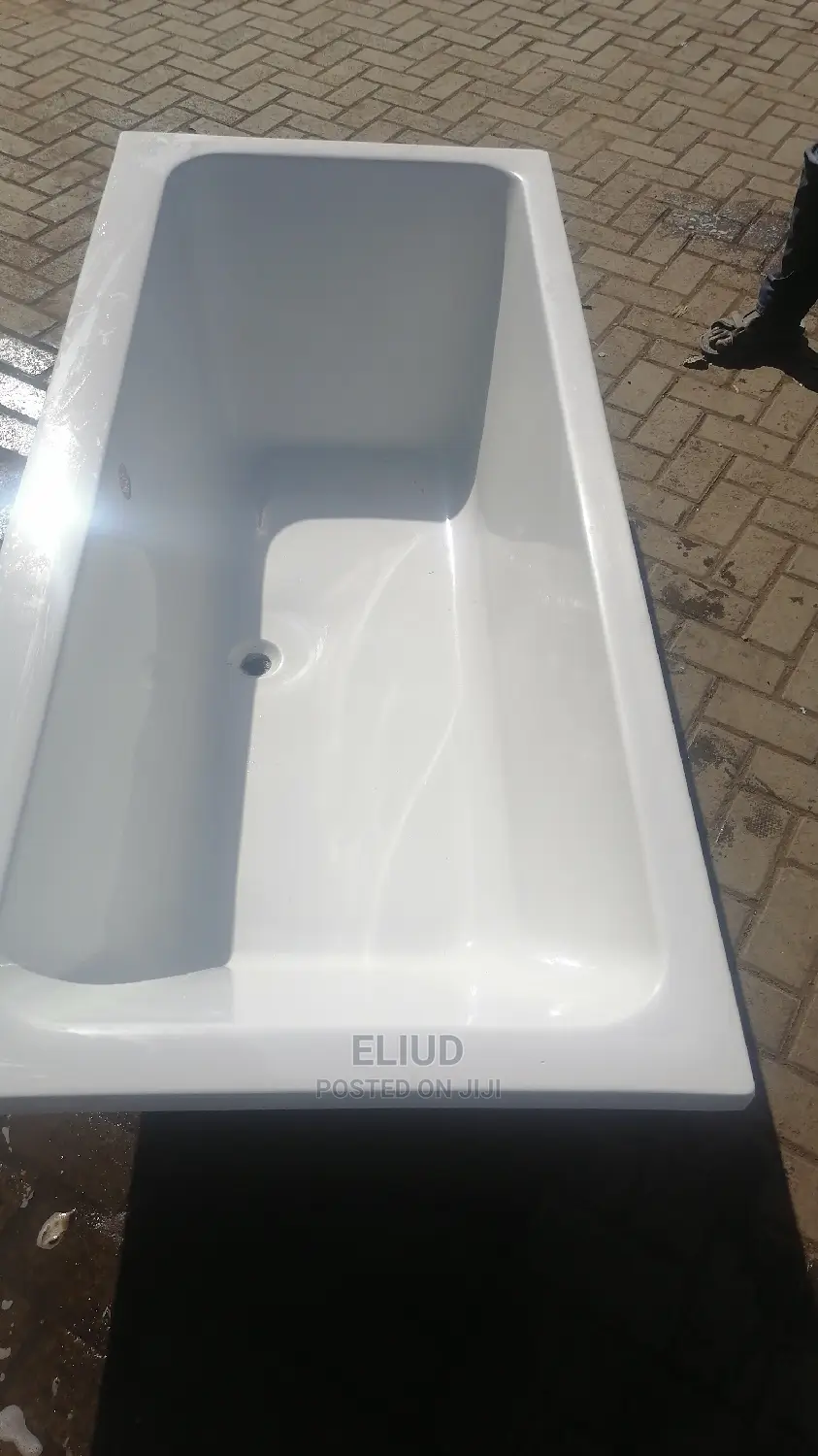 Milky White Fibre Tubs
