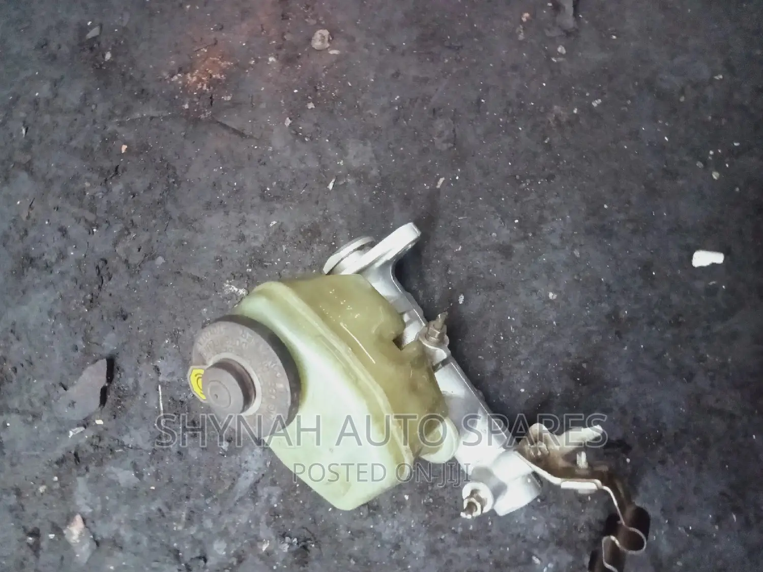 Brake Master Cylinder Prado 95