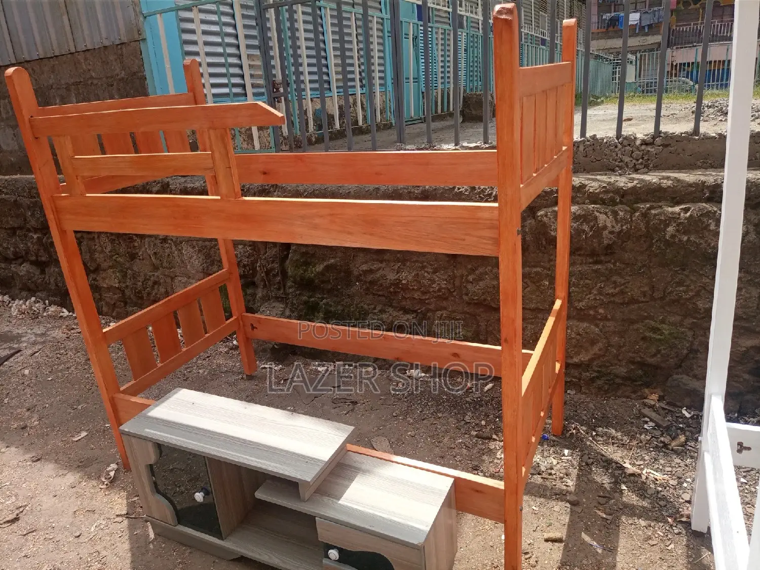 3" Size Decker Bed