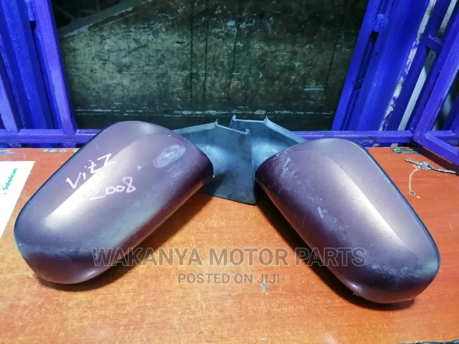 Toyota Vitz 2005/2010 Side Mirror Non Blinker, Ex Japan