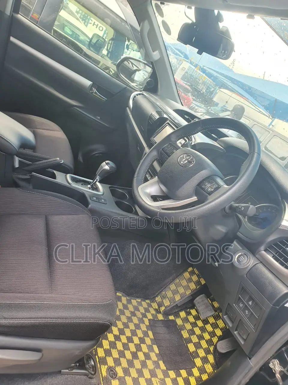 Toyota Hilux 2017 Black