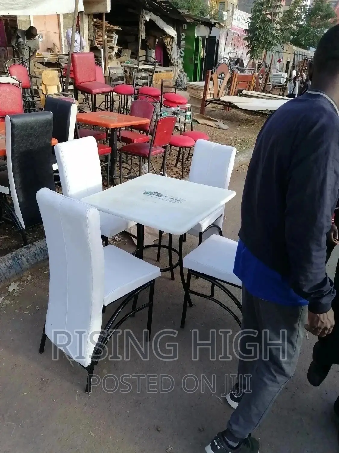 Master Great High Quality Restaurant Chairs and Tables