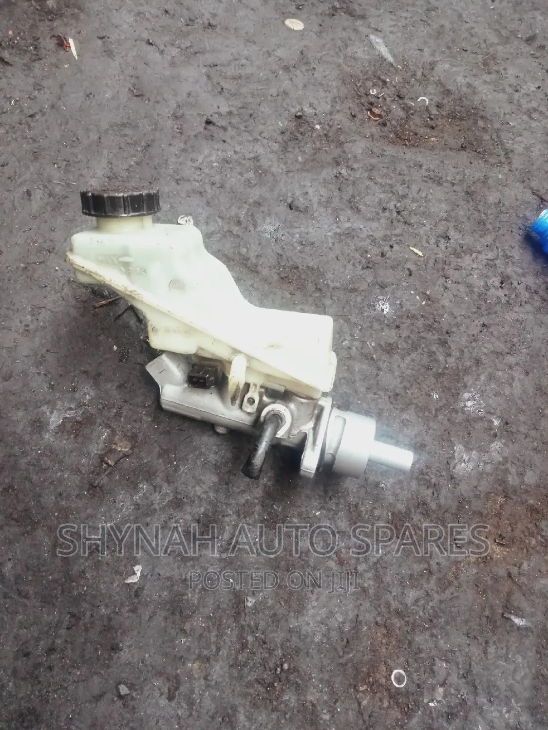 Brake Master Cylinder Toyota Avensis