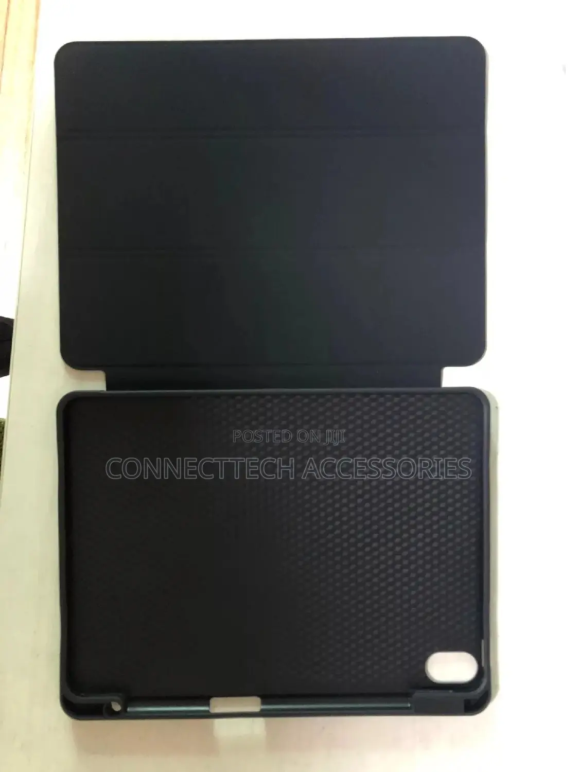 iPad Air 4rth Gen 10.9 2020 With Pencil Holder Slot
