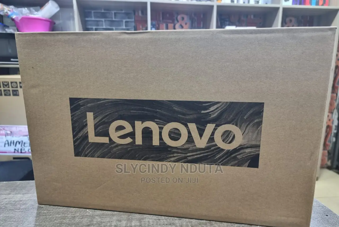 New Laptop Lenovo Ideapad 3 4GB Intel Core I3 1T