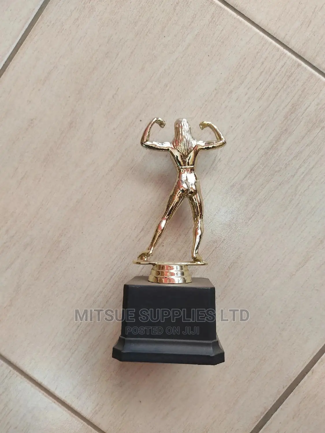 Body Building Championship Trophy 8" (Women)