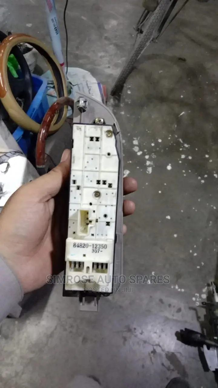 Main Door Switch for Toyota 110