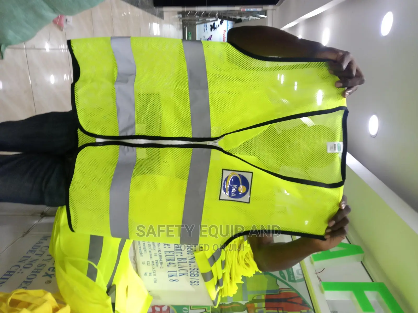 Reflective Netted Vests Available at Discounted Price