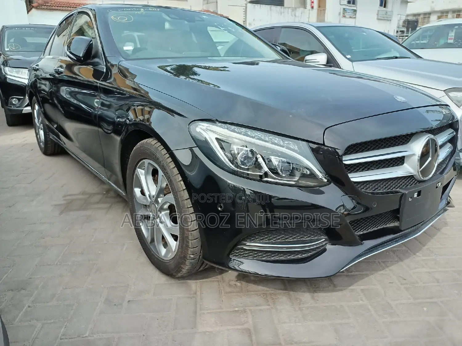 Mercedes-Benz C200 2014 Black
