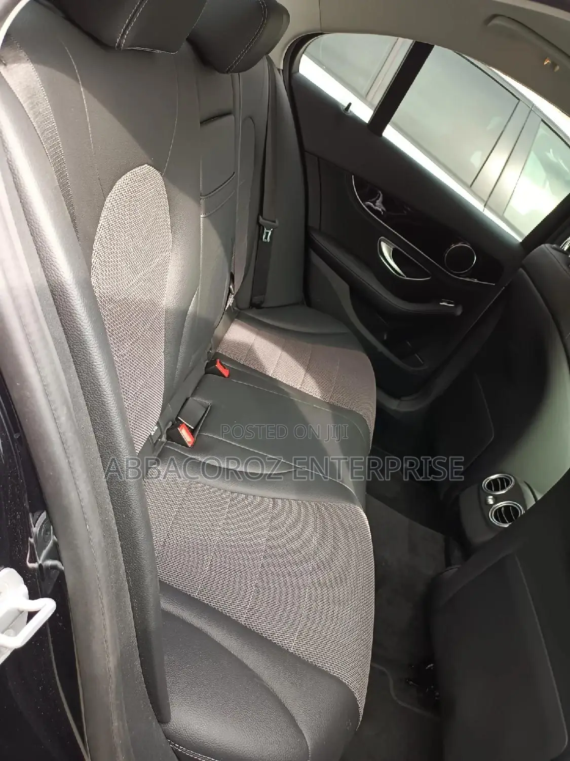 Mercedes-Benz C200 2014 Black