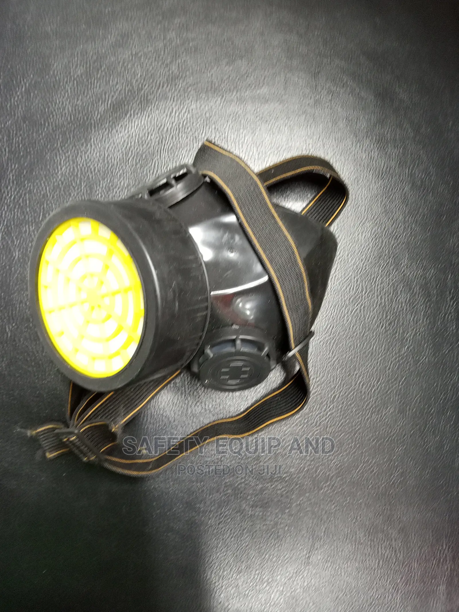 Single Cartridge Gas Mask