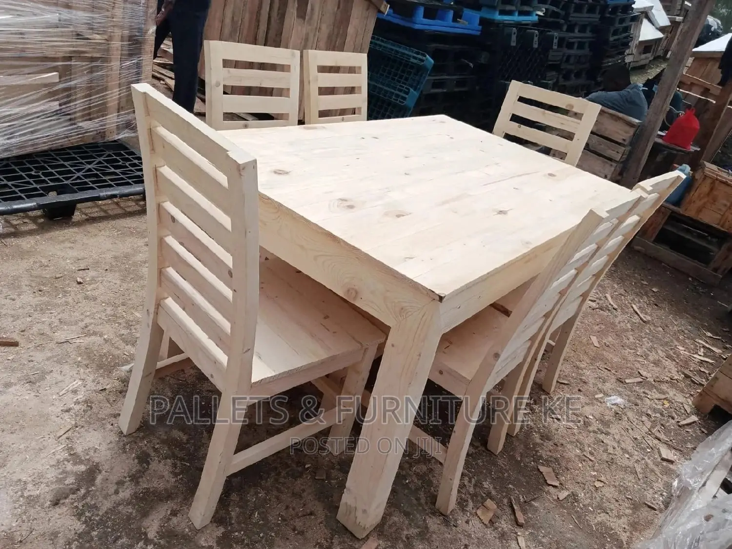 Dinning Table