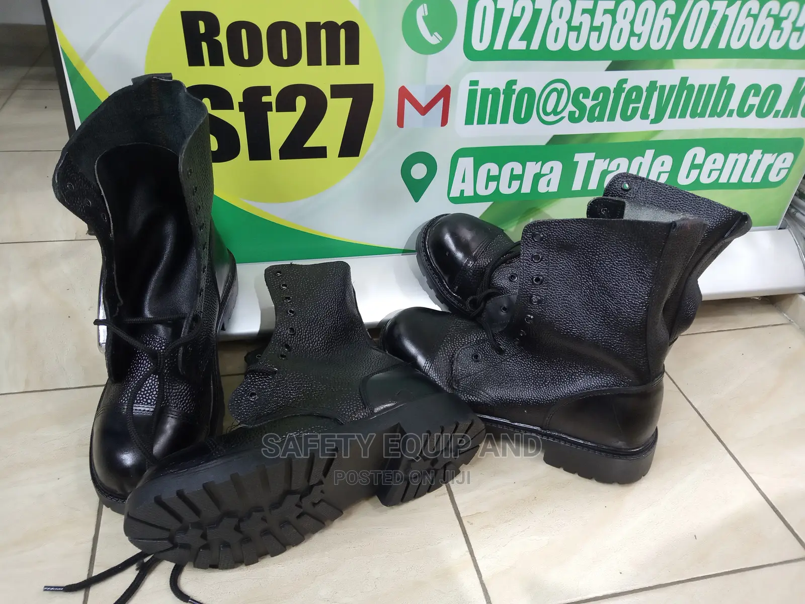 Safety Security Boots Made of Leather