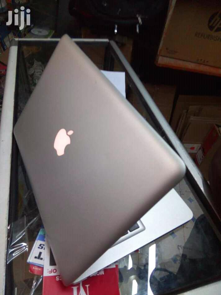 Laptop Apple MacBook Pro 4GB Intel Core i5 HDD 500GB