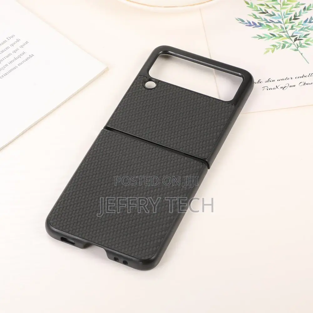 Carbon Fiber Case for Samsung Galaxy Z Flip3, Black