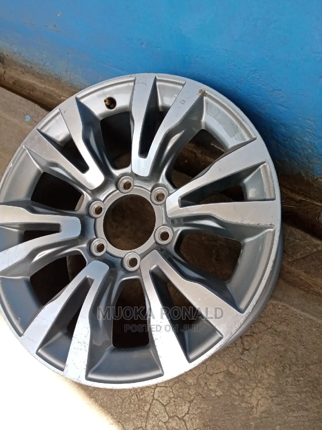 Isuzu Chevrolet Sports Rims 18inch (Original Rims)