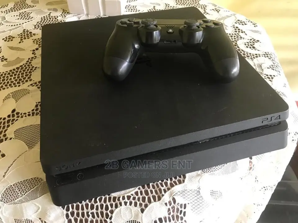 Barely Used Ps4 Slim,