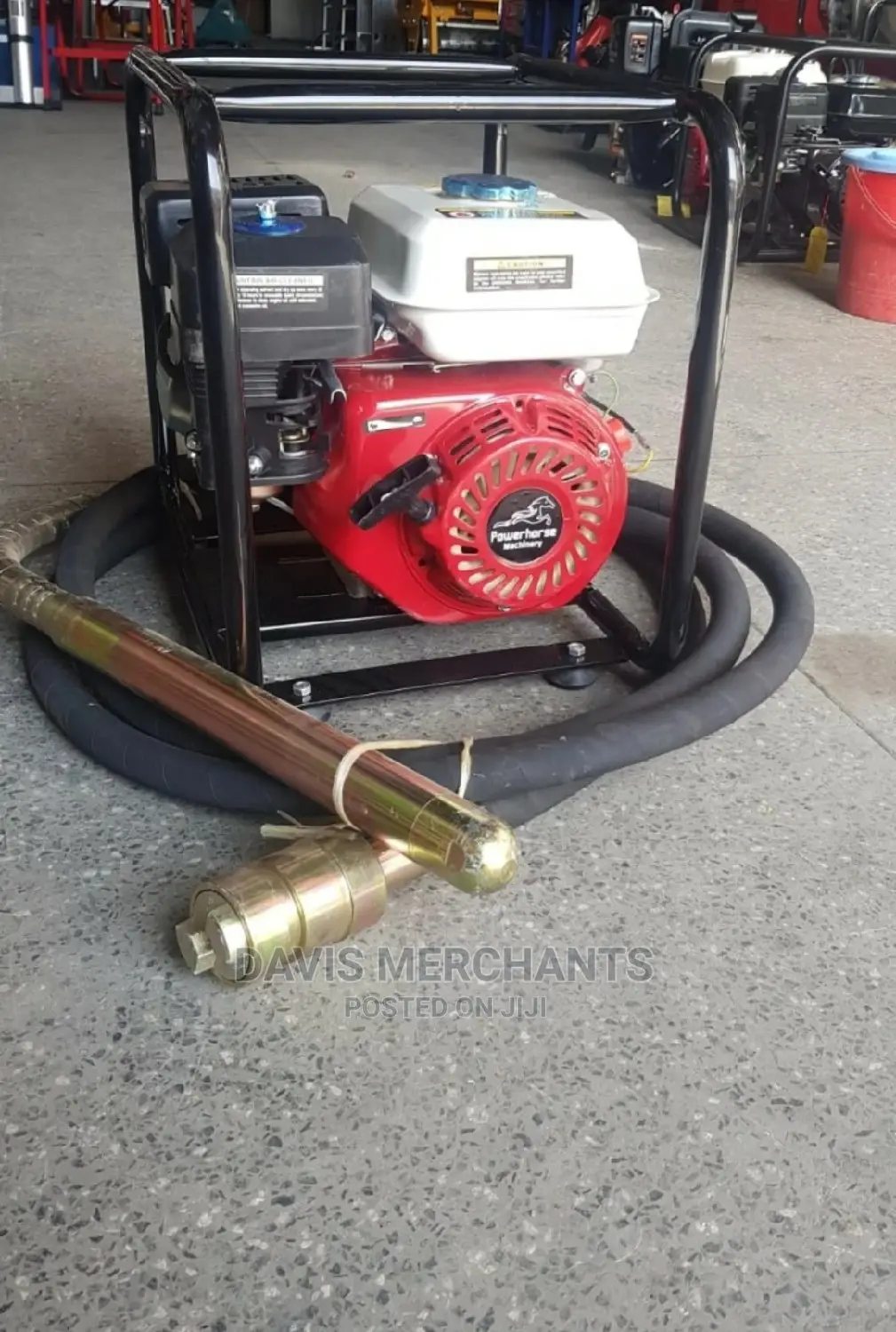 Gasoline Concrete Vibrator With 45 Mm Poker