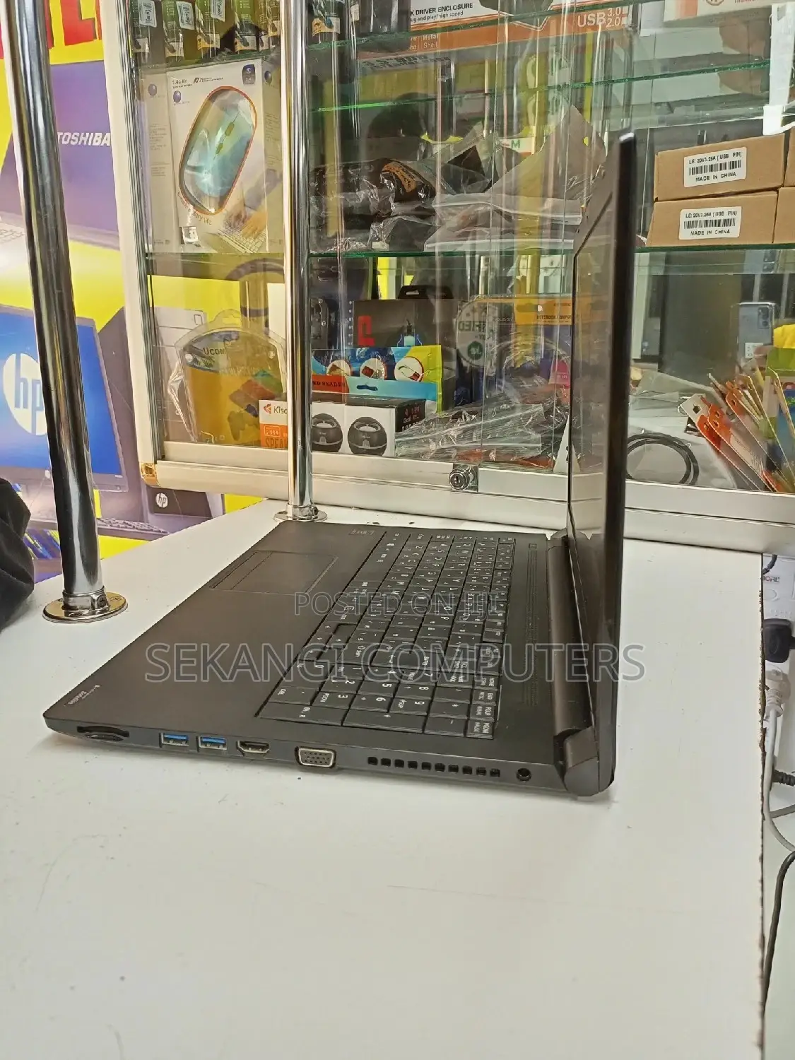 Laptop Toshiba Dynabook R634/M 4GB Intel Core I3 HDD 500GB