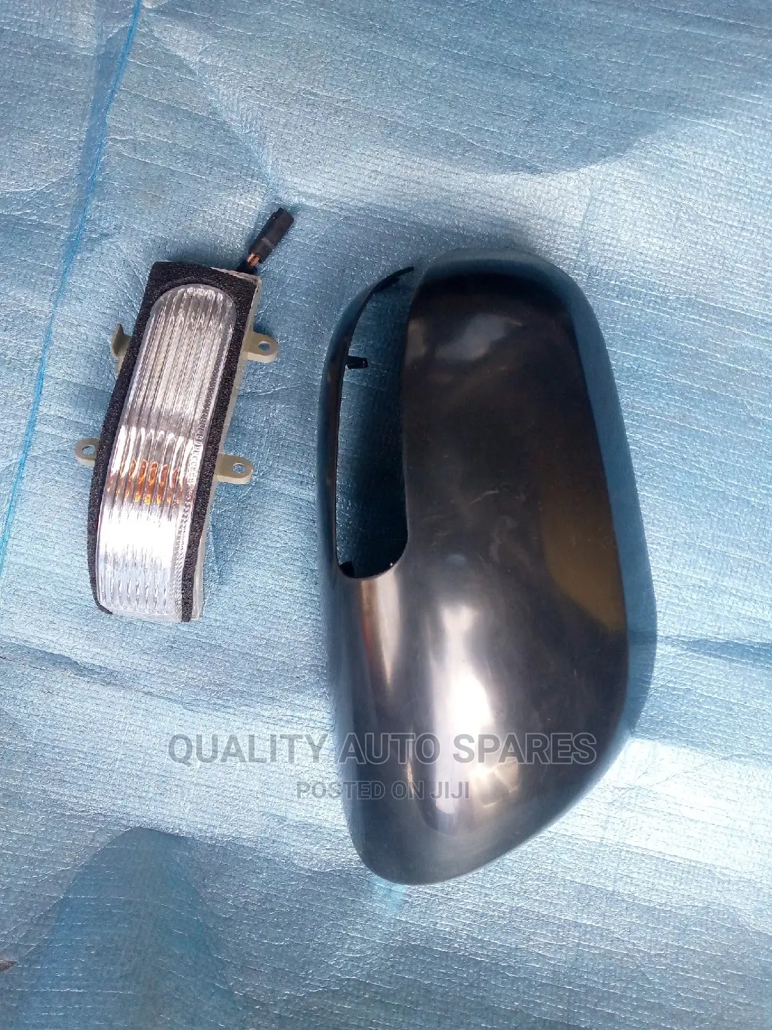 Toyota Fielder Side Mirror Cover and Indicator Light
