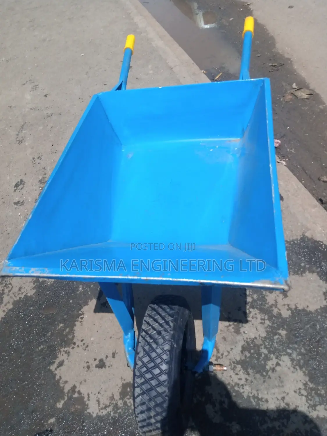 Heavy Gauge Wheelbarrow