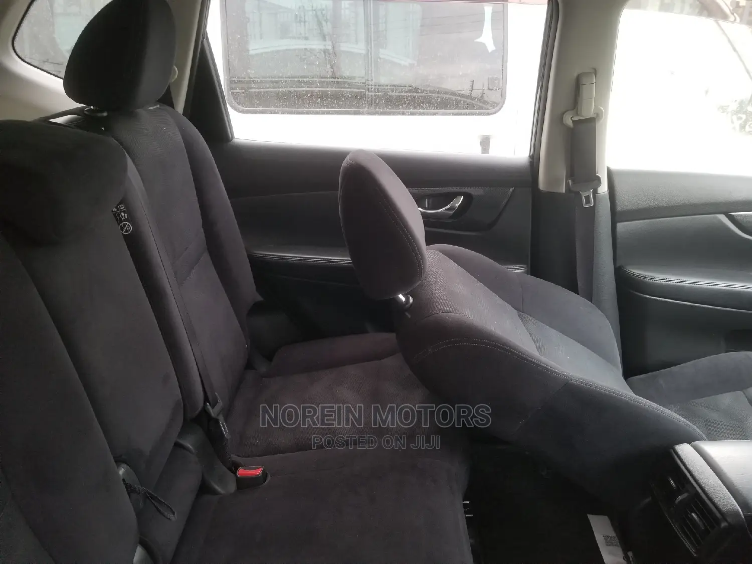 Nissan X-Trail 2014 SV Premium Black