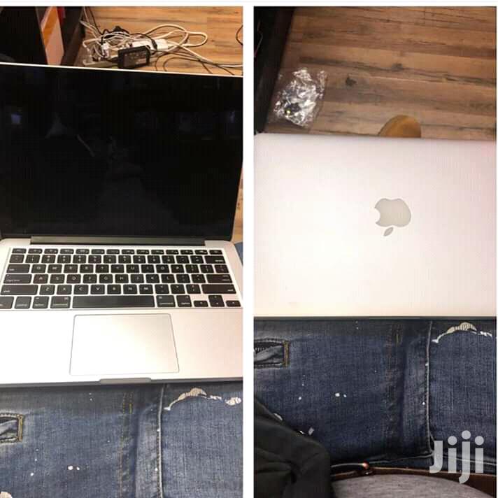 Laptop Apple MacBook Pro 4GB Intel Core i5 HDD 500GB