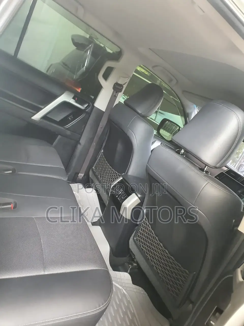 Toyota Land Cruiser Prado 2018 2.8 Off White