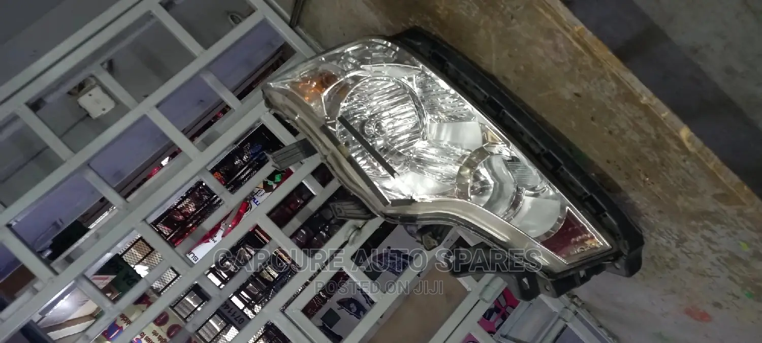 Honda Stepwagon Headlights