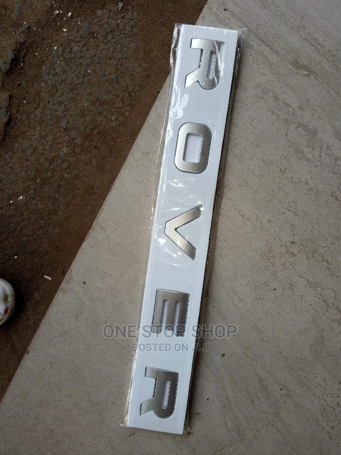 Range Rover Front or Rear Letter Logo
