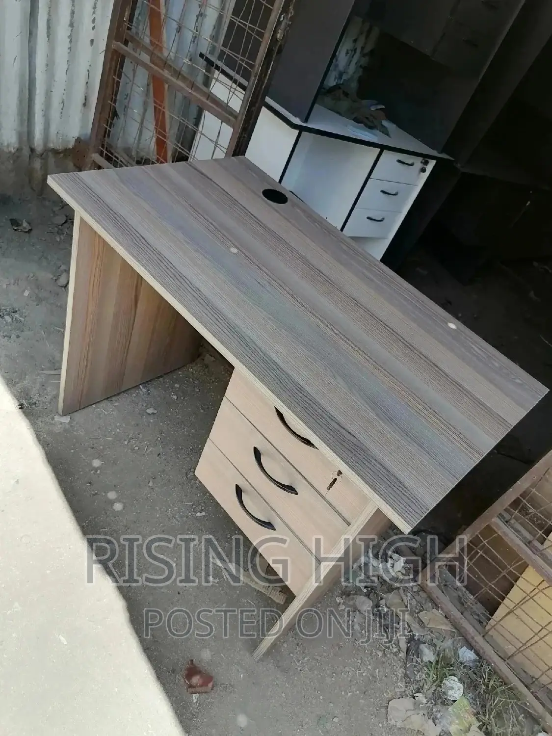 Great Design Office Desk