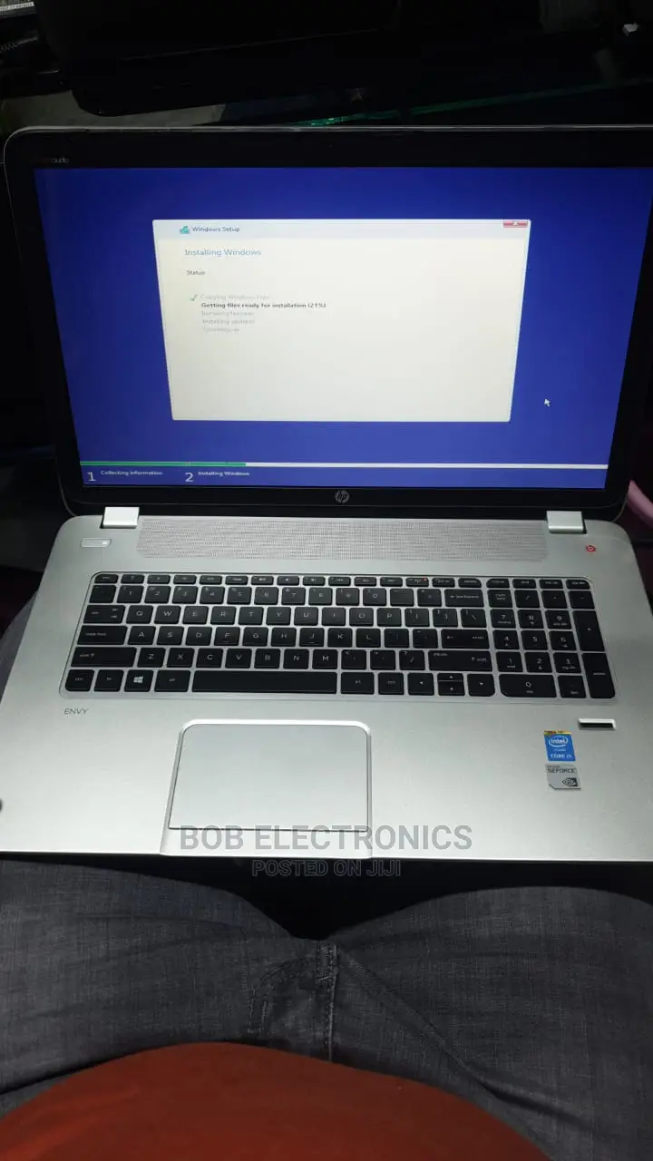 Laptop HP 14-Dq1088wm 4GB Intel Celeron 350GB
