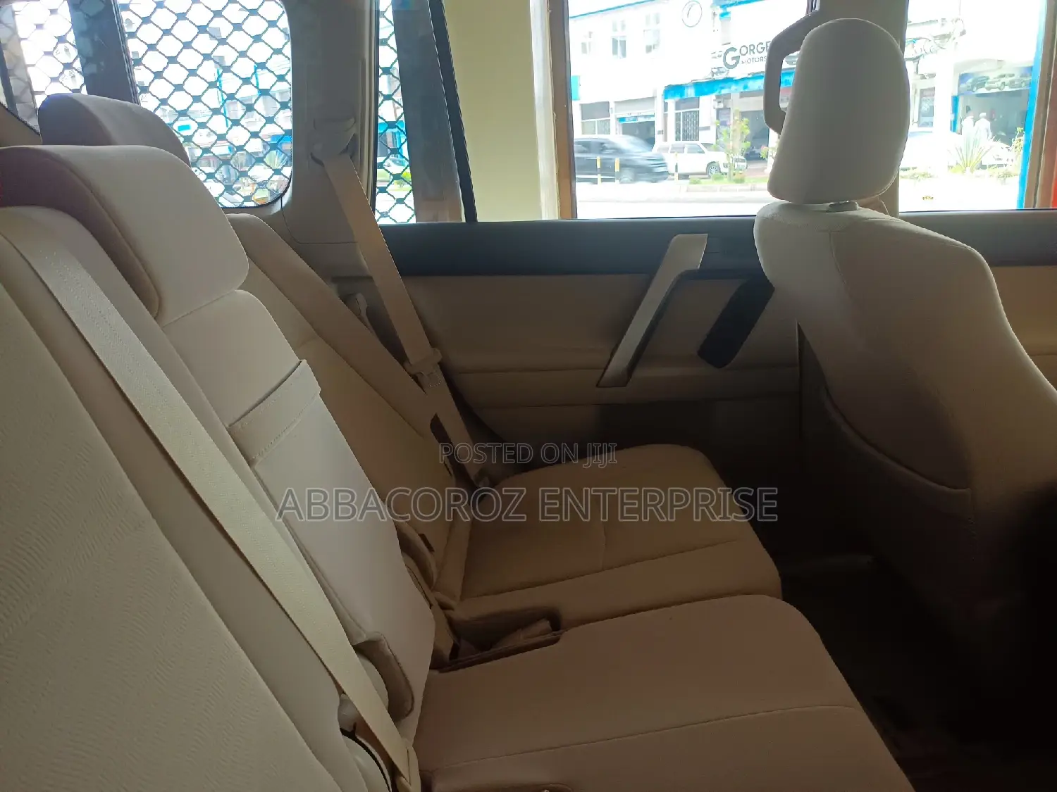 Toyota Land Cruiser Prado 2018 2.7 White