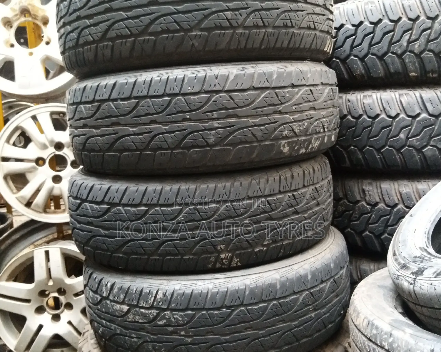 Dunlop Tyres Size 235/60r18 Per Pc