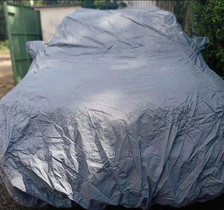 Saloon Car Fitted With Sun/Dust/Waterproof Car Covers