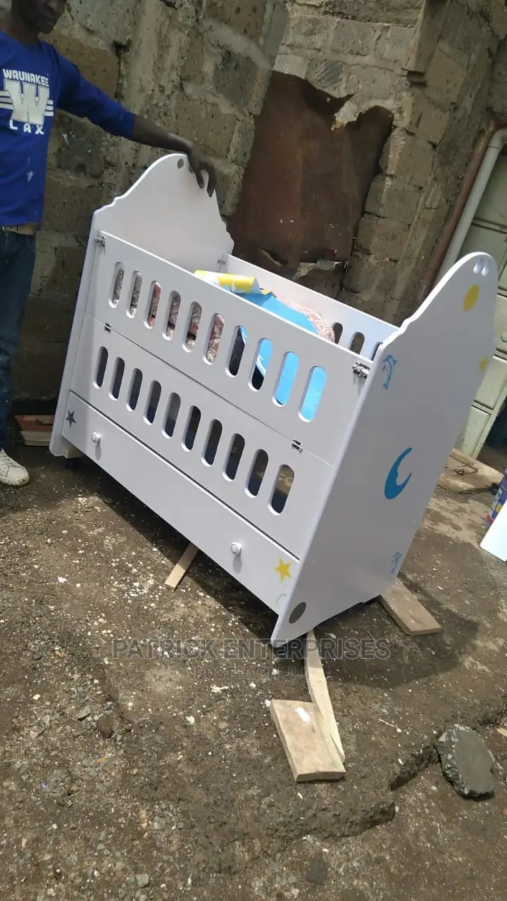 Chest of Drawers and Baby Court
