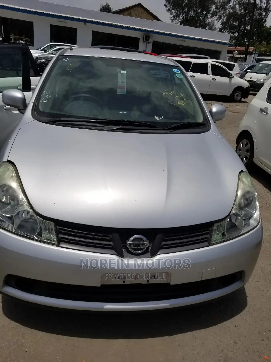 Nissan Wingroad 2014 Silver