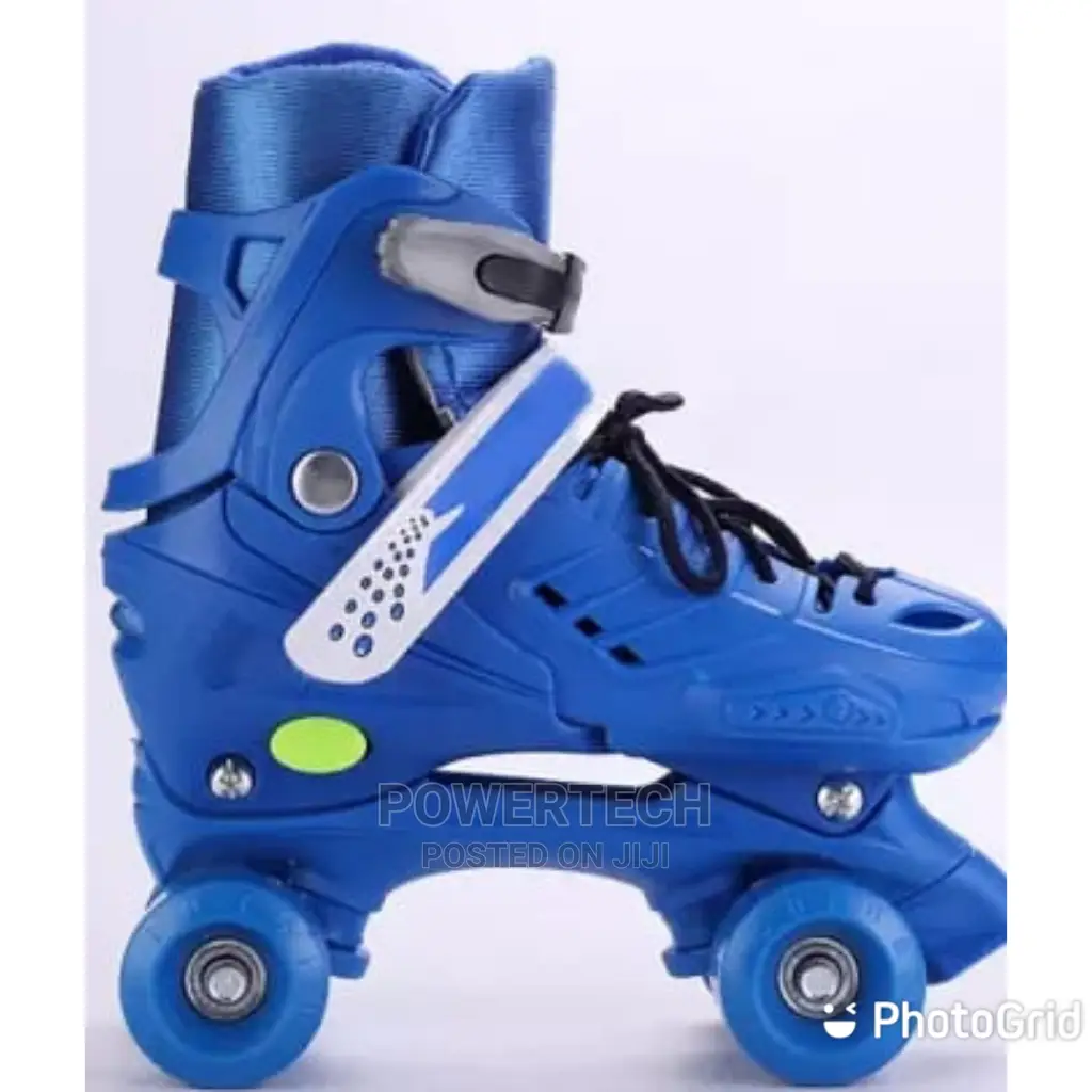 Four Wheels Skating Shoes