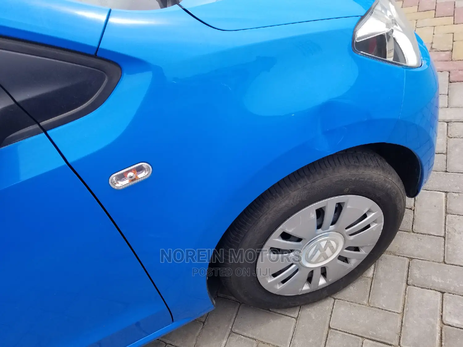 Volkswagen Up 2014 Blue