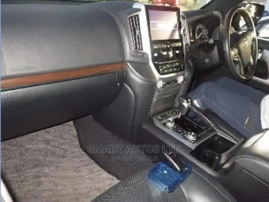 Toyota Land Cruiser 2015 Black