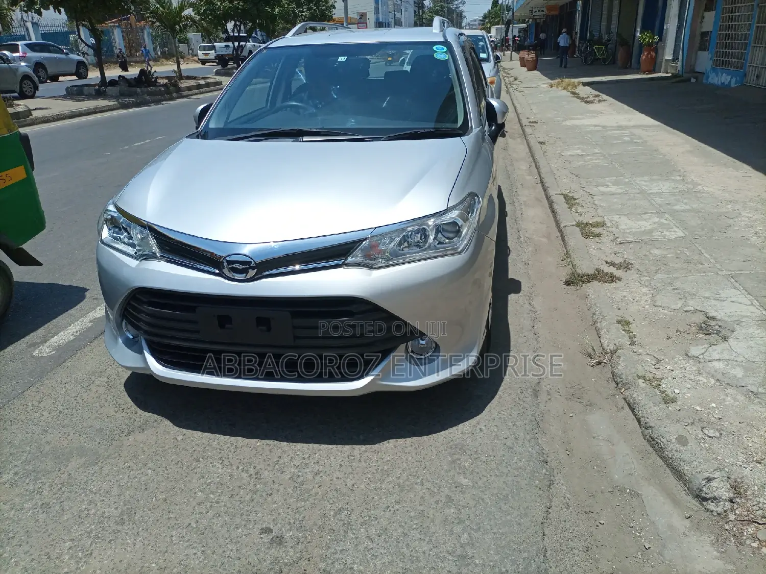 Toyota Crown 2014 Silver