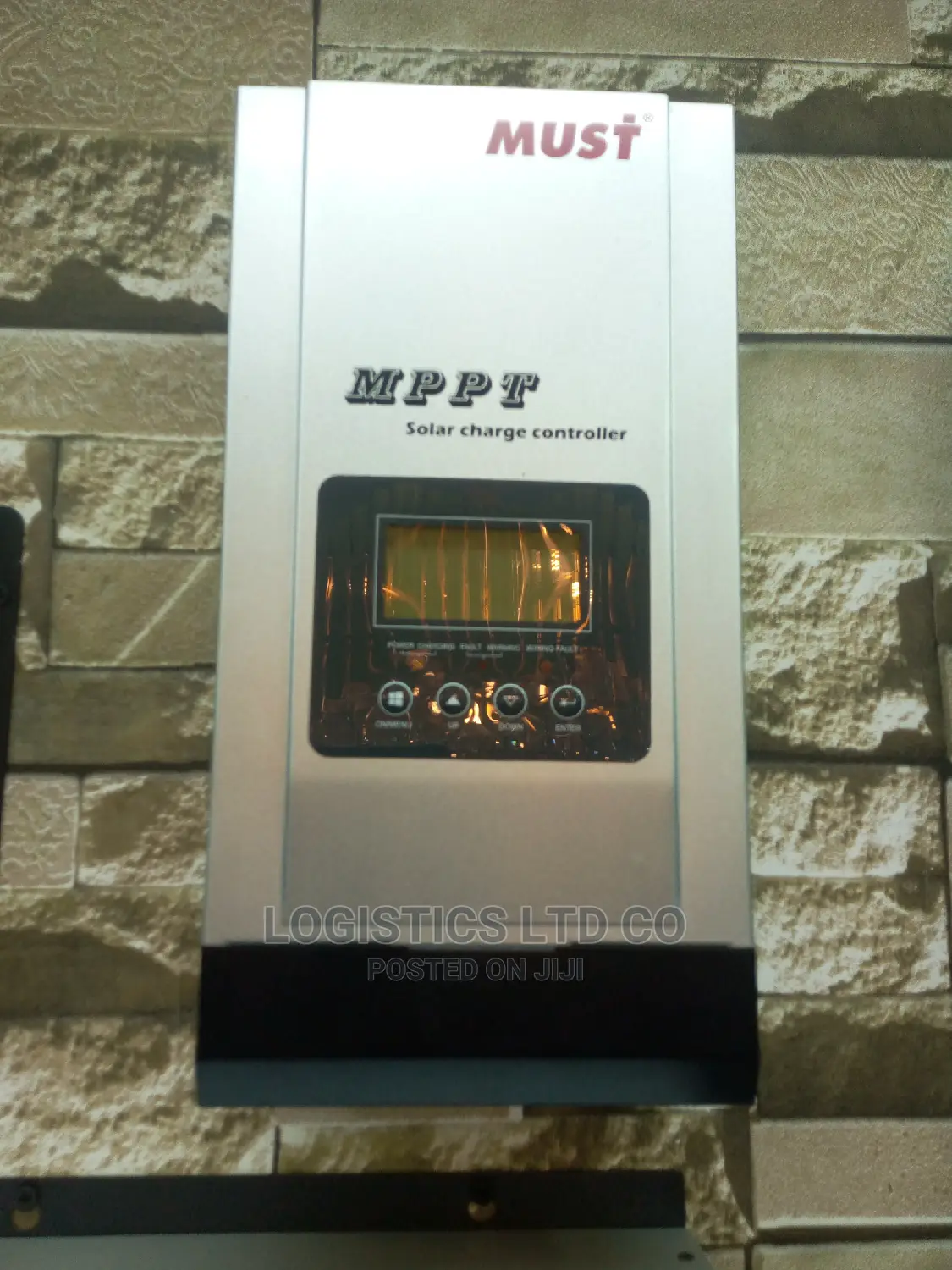 Must MPPT Solar Charge Controller