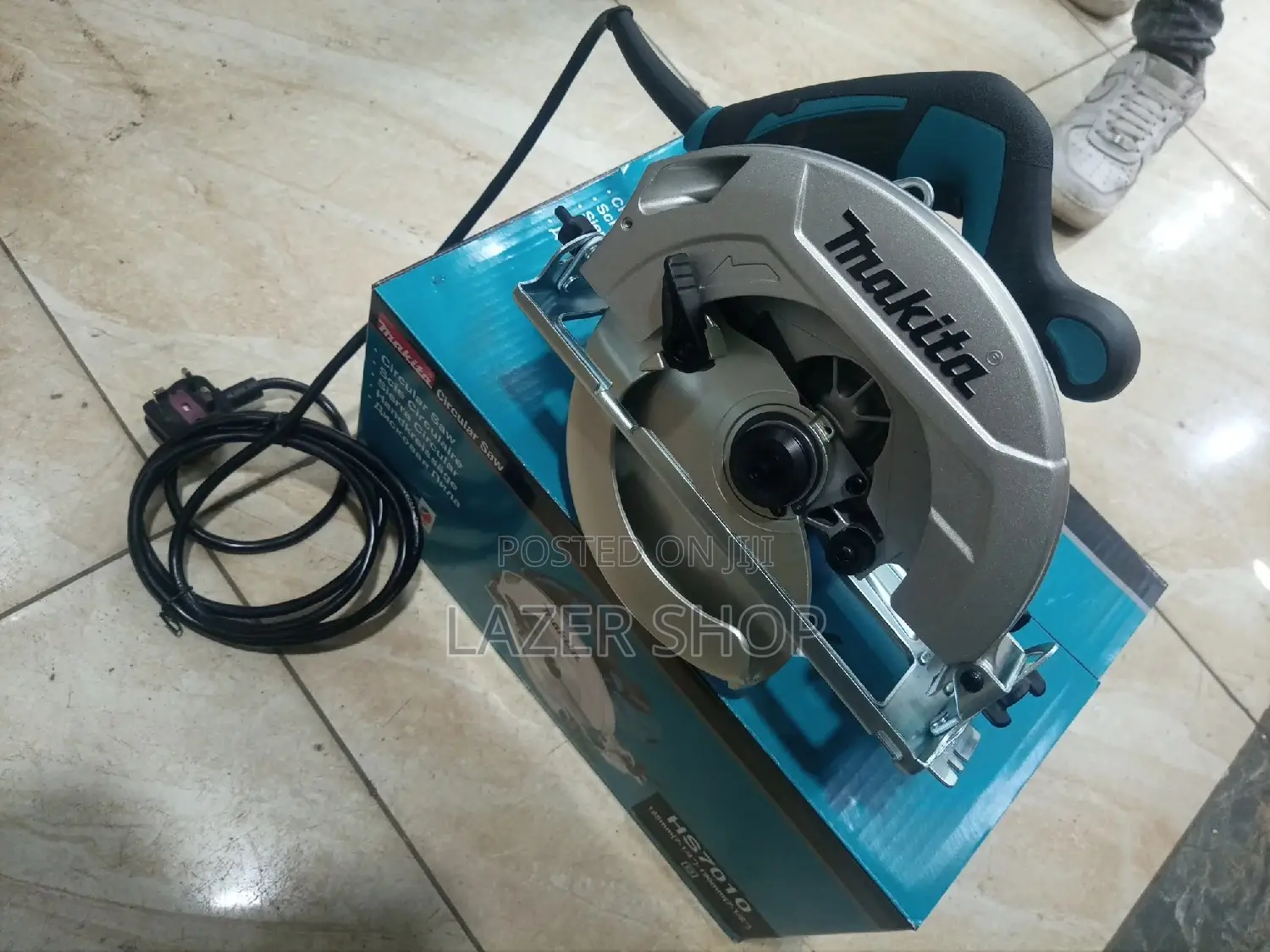 Original Makita Circular Saw