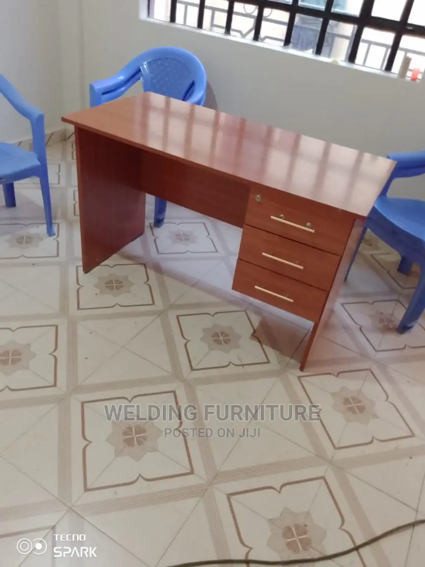 Office Desk 1.2m