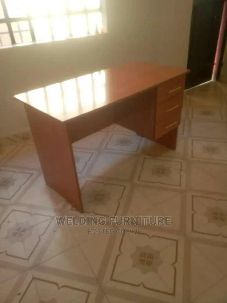 Office Desk